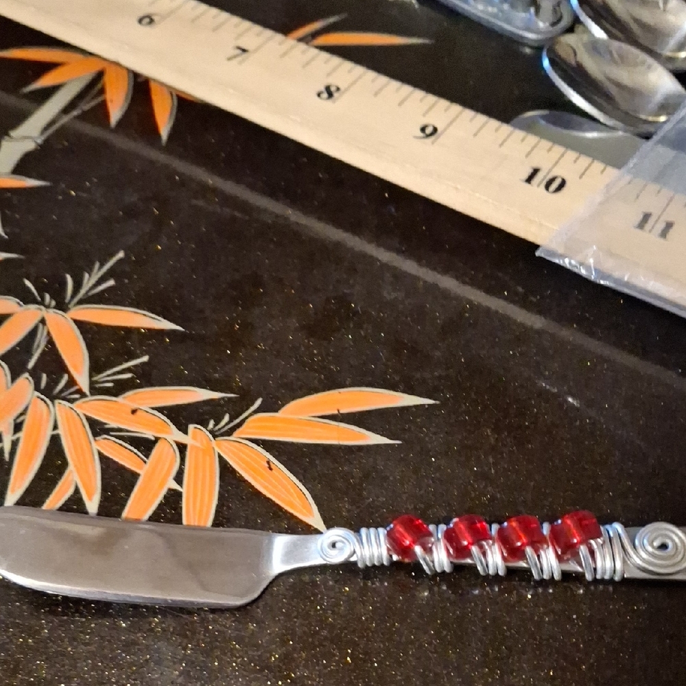 Decorative Spreader Knife with Red Beads Cheese Beaded Stainless Steel